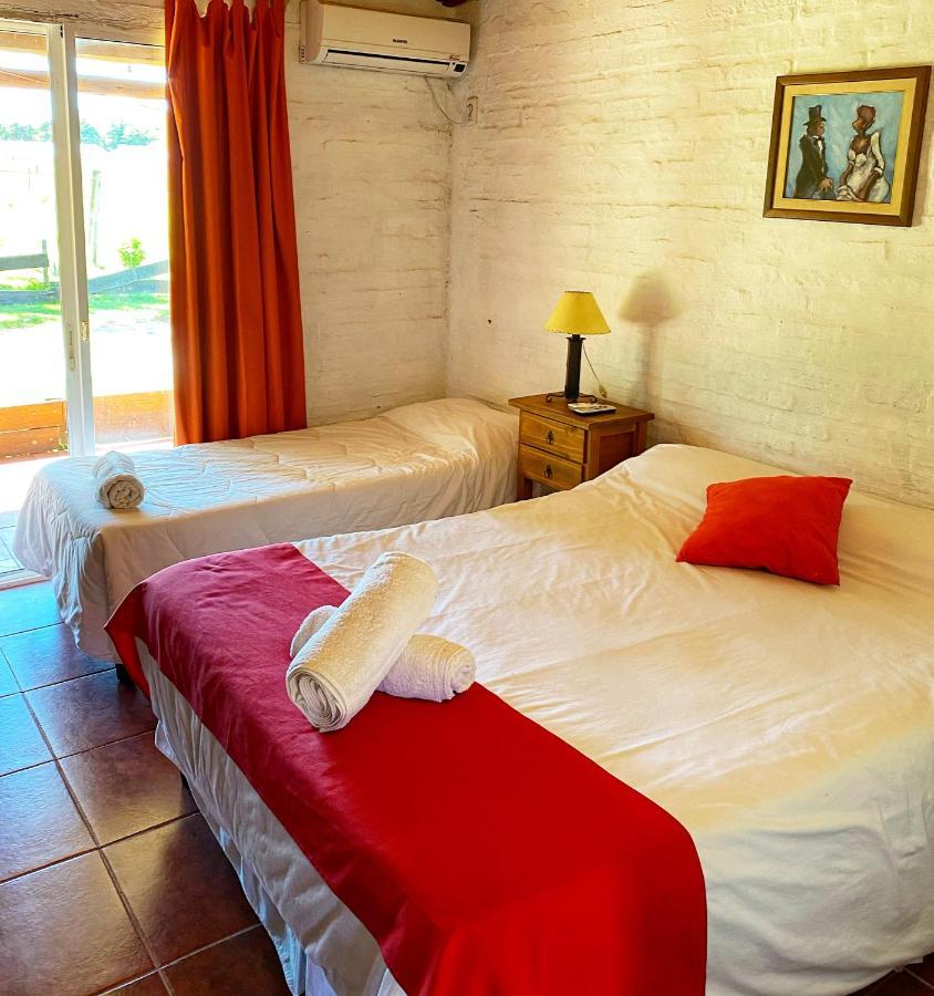 Casa De Campo Lo De Fatsia Guest House โกโลเนีย เดล ซากราเมนโต ภายนอก รูปภาพ